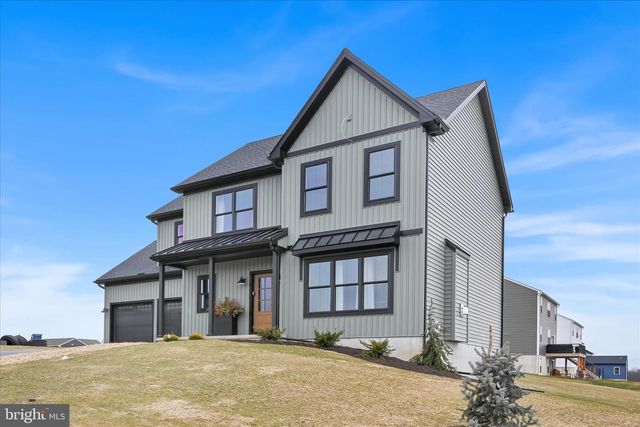 3151 CREIGHTON DR, Manheim, PA 17545