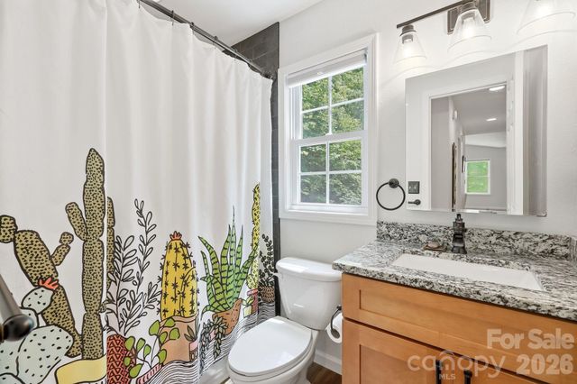 302 Rich Mountain Road, Flat Rock, NC 28731