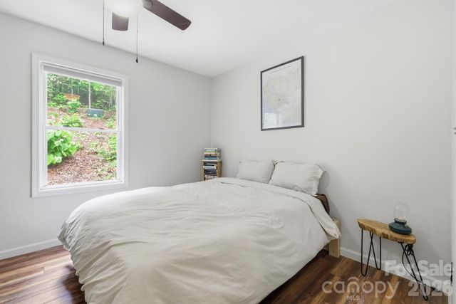 302 Rich Mountain Road, Flat Rock, NC 28731