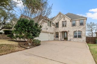 7204 Covered Bridge DR, Austin, TX 78736