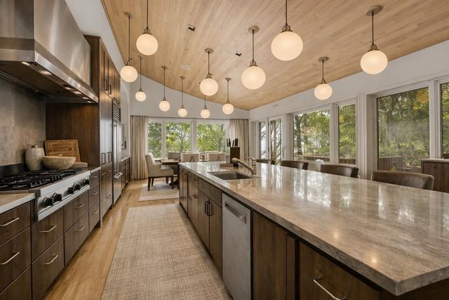 20 WYMAN Drive, Wolfeboro, NH 03894