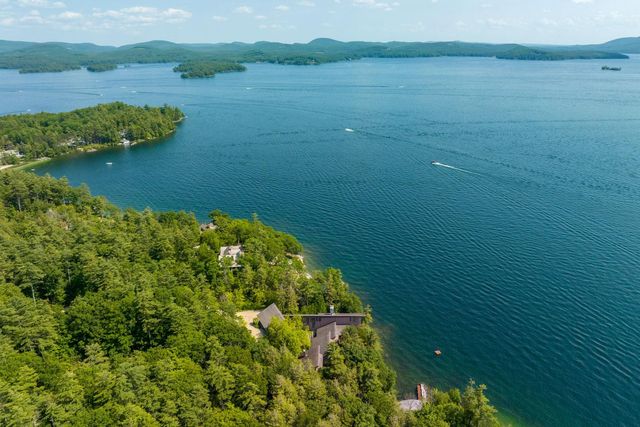 20 WYMAN Drive, Wolfeboro, NH 03894
