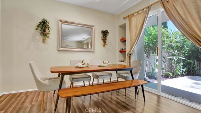 933 Somerville, Irvine, CA 92620