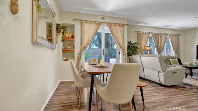 933 Somerville, Irvine, CA 92620