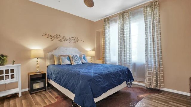 933 Somerville, Irvine, CA 92620