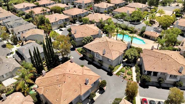933 Somerville, Irvine, CA 92620