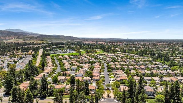 933 Somerville, Irvine, CA 92620