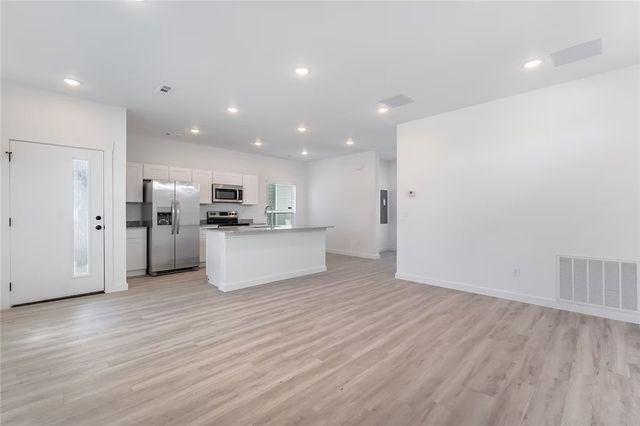 681 Nebula Lane, Centerton, AR 72713