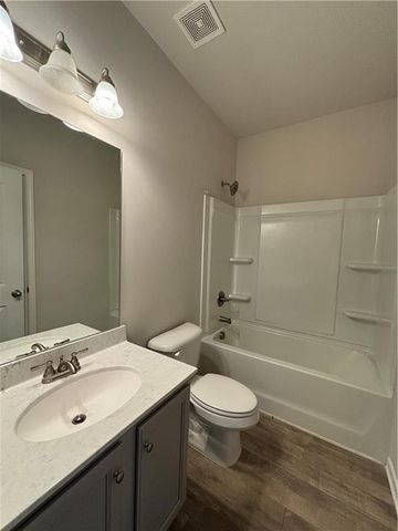 5163 Woodline View Lane, Auburn, GA 30011