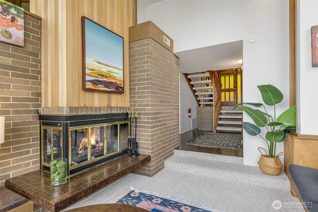 2180 Cove Drive, Oak Harbor, WA 98277