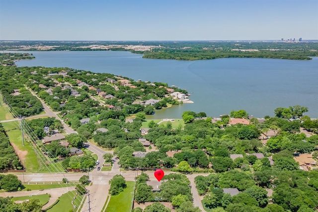 2815 Perkins Road, Arlington, TX 76016
