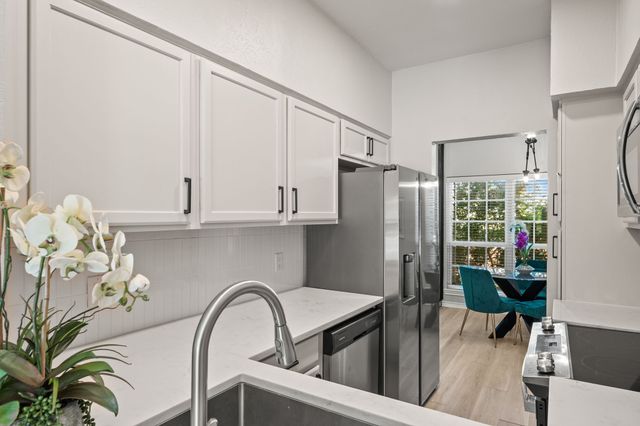 8550 Fair Oaks Crossing 111, Dallas, TX 75243