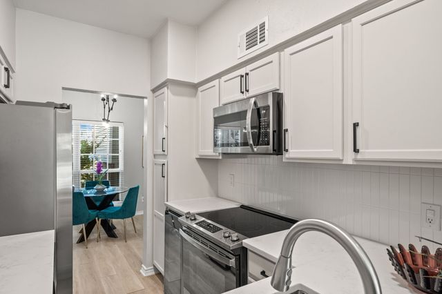 8550 Fair Oaks Crossing 111, Dallas, TX 75243