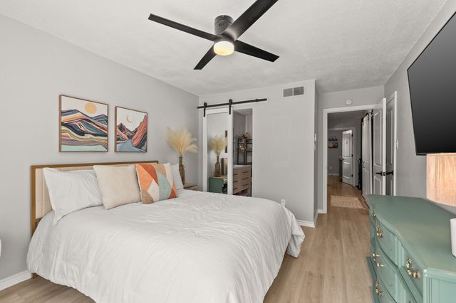 8550 Fair Oaks Crossing 111, Dallas, TX 75243