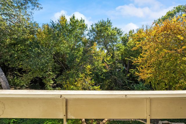 8550 Fair Oaks Crossing 111, Dallas, TX 75243