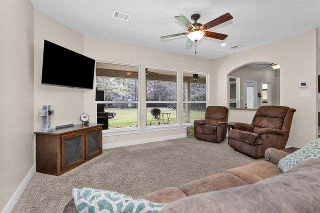 11239 Blue Grass Way, Conroe, TX 77304