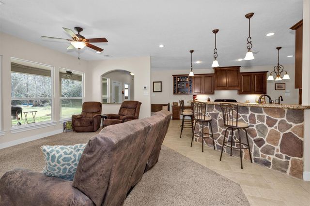 11239 Blue Grass Way, Conroe, TX 77304