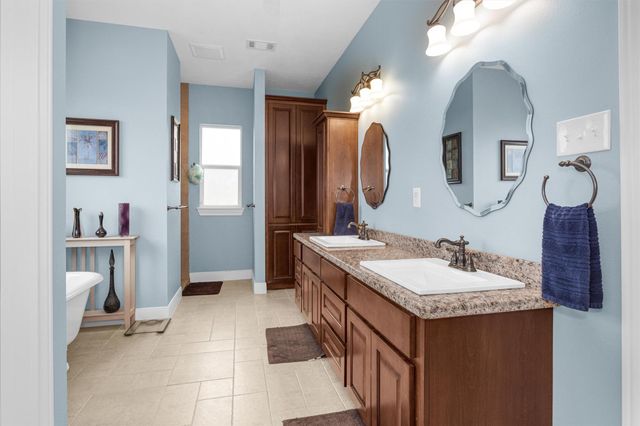 11239 Blue Grass Way, Conroe, TX 77304