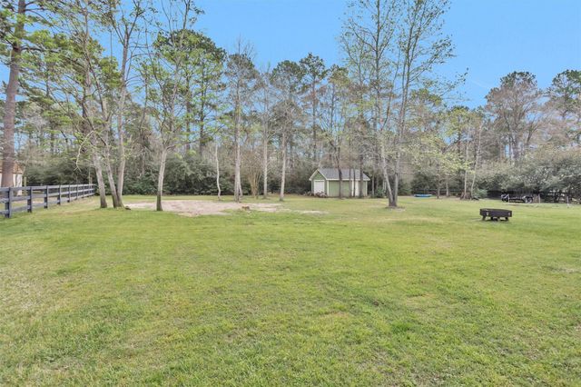 11239 Blue Grass Way, Conroe, TX 77304