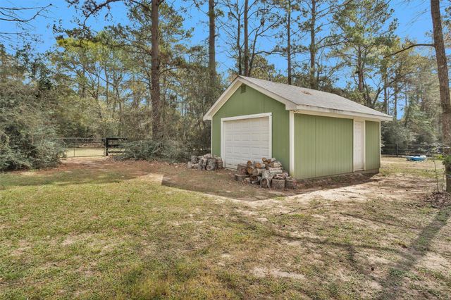 11239 Blue Grass Way, Conroe, TX 77304