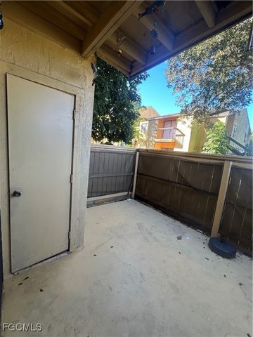 2875 Winkler AVE 502, Fort Myers, FL 33916