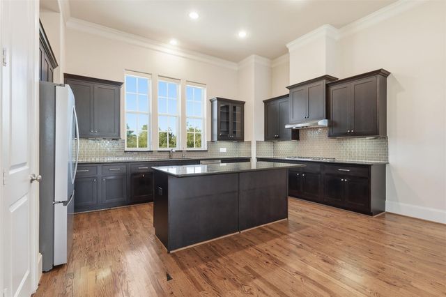 2134 Lakeshore Edge Drive, Houston, TX 77080