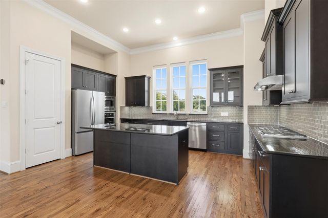 2134 Lakeshore Edge Drive, Houston, TX 77080