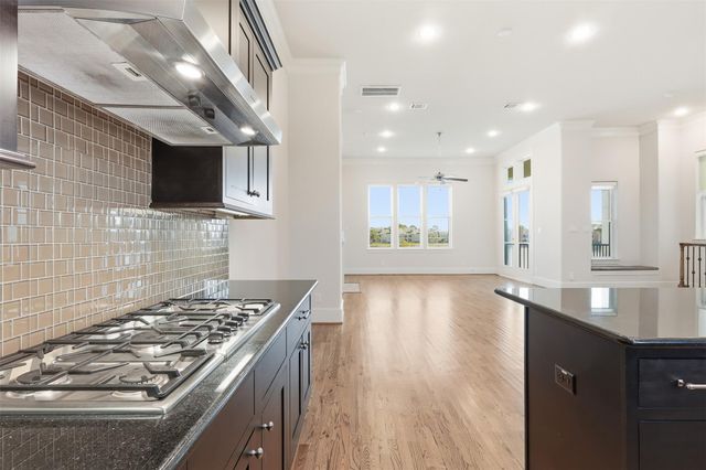 2134 Lakeshore Edge Drive, Houston, TX 77080