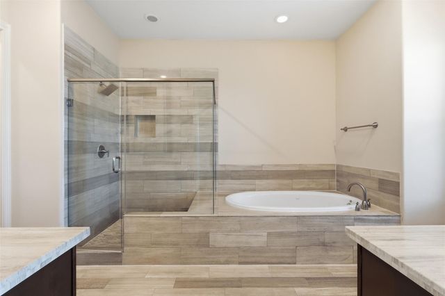 2134 Lakeshore Edge Drive, Houston, TX 77080