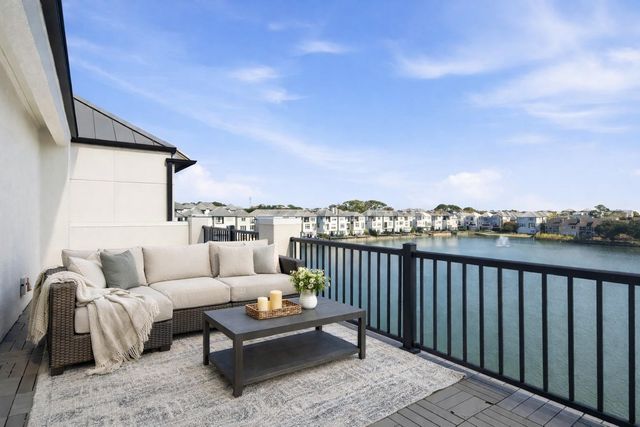 2134 Lakeshore Edge Drive, Houston, TX 77080