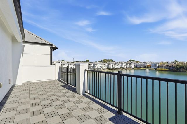 2134 Lakeshore Edge Drive, Houston, TX 77080