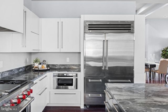 2687 AVENUE DU VLG, Bethlehem, PA 18015