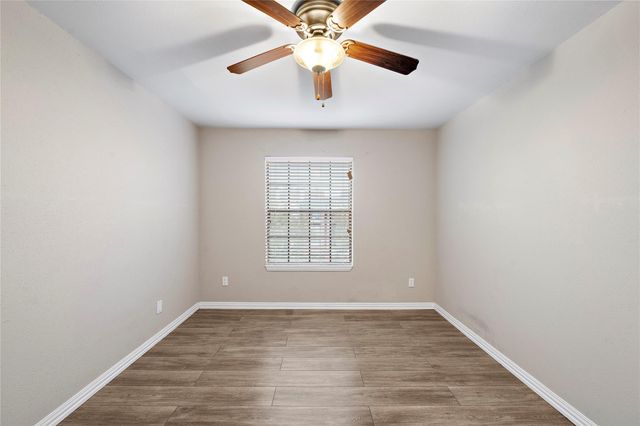 2750 Holly Hall Street 1608, Houston, TX 77054