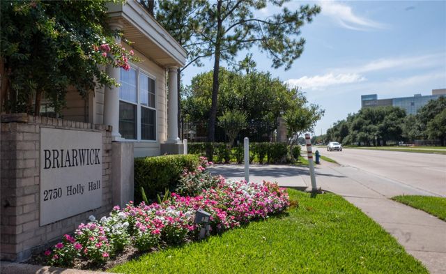 2750 Holly Hall Street 1608, Houston, TX 77054
