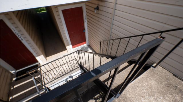 2750 Holly Hall Street 1608, Houston, TX 77054