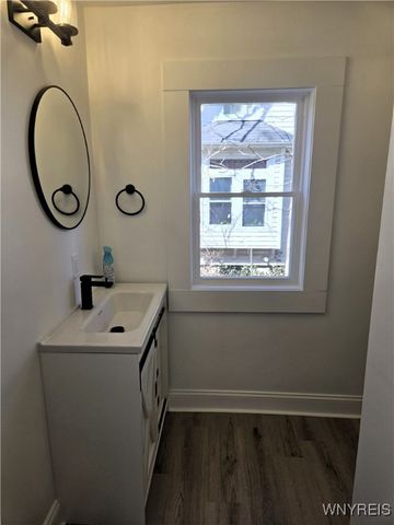 73 West Main Street, Leroy, NY 14482