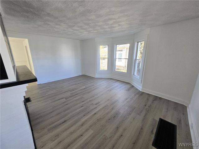 73 West Main Street, Leroy, NY 14482