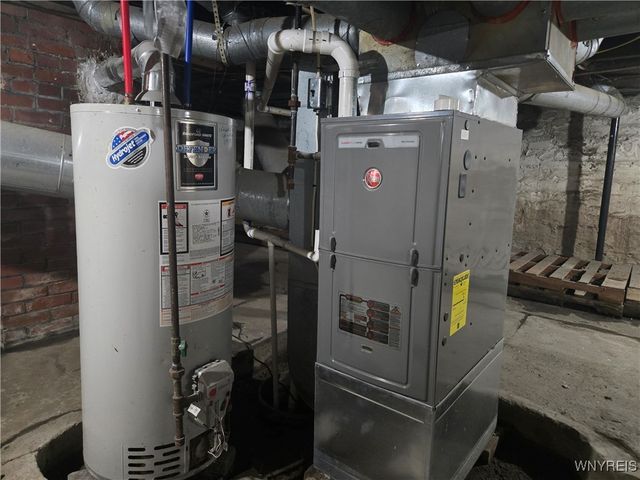 73 West Main Street, Leroy, NY 14482