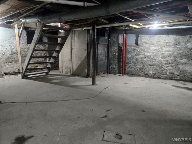 73 West Main Street, Leroy, NY 14482