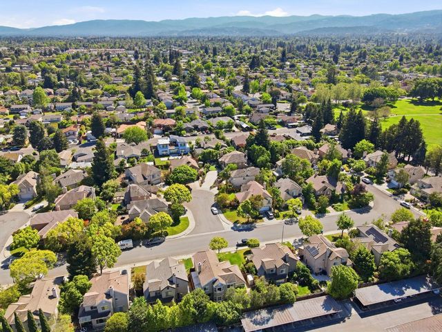 569 Cherrywood Drive, Sunnyvale, CA 94087