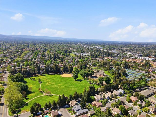 569 Cherrywood Drive, Sunnyvale, CA 94087