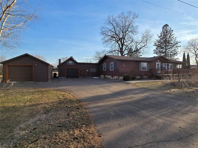 218 Wisconsin Avenue, Chetek, WI 54728