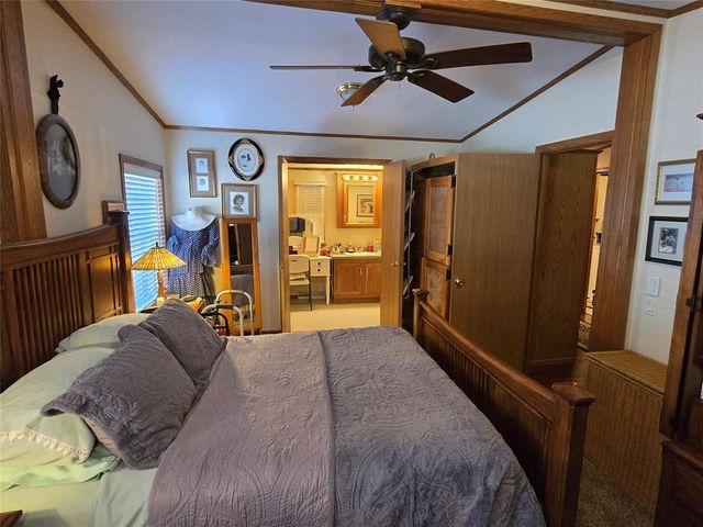 218 Wisconsin Avenue, Chetek, WI 54728