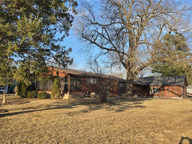 218 Wisconsin Avenue, Chetek, WI 54728