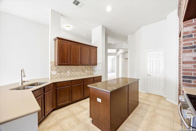 13115 Five Brks, Helotes, TX 78023