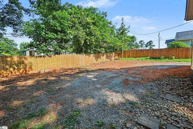 8175 Hill Street, Boiling Springs, SC 29316