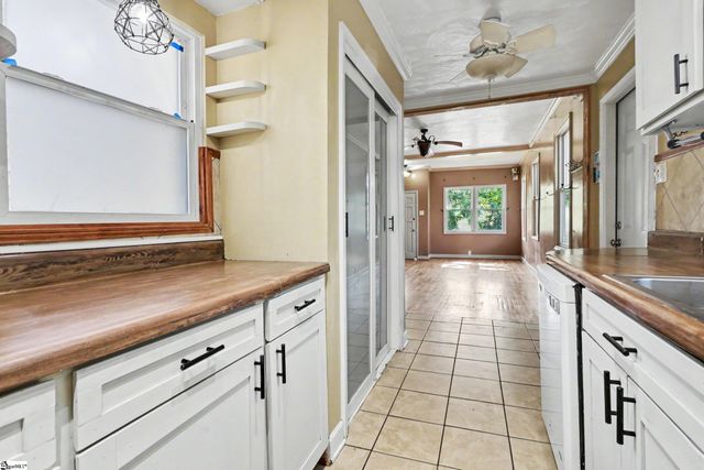 8175 Hill Street, Boiling Springs, SC 29316