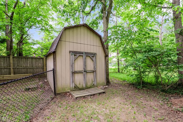 6625 Karyn Drive, Avon, IN 46123