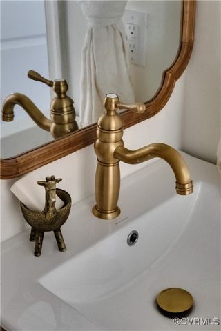 122 Elm St, Petersburg, VA 23803