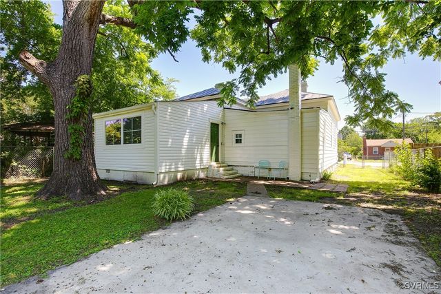 122 Elm St, Petersburg, VA 23803